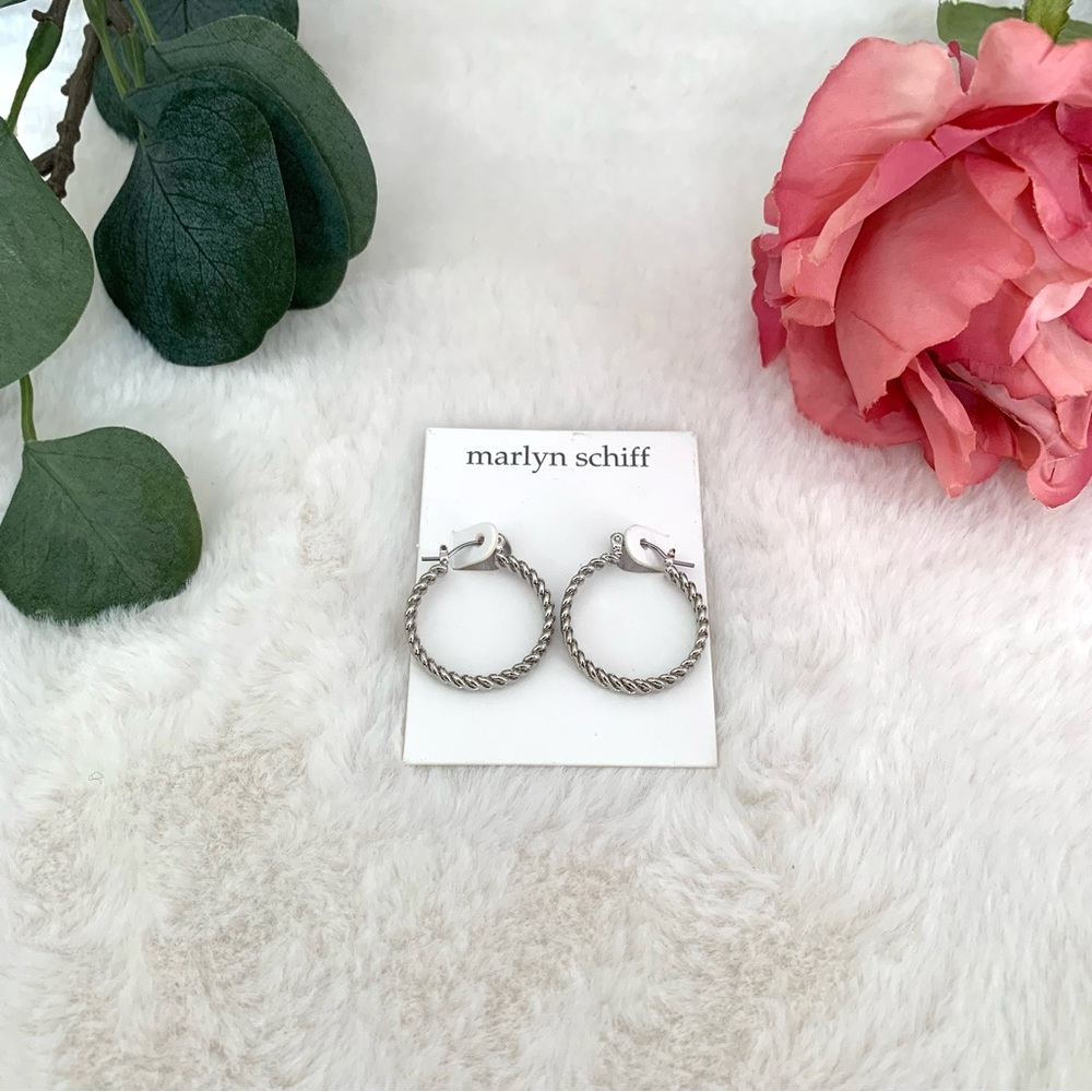 Marlyn Schiff Silver Minimalist Hoop Earrings